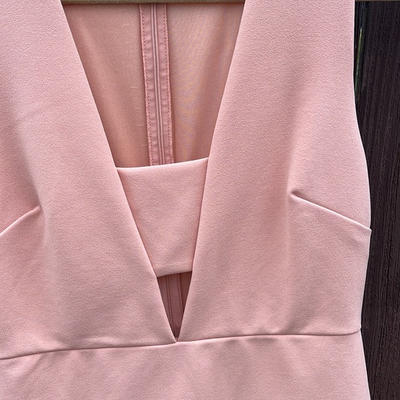 Peach colored Cocktail Dress - Picture 5 of 8